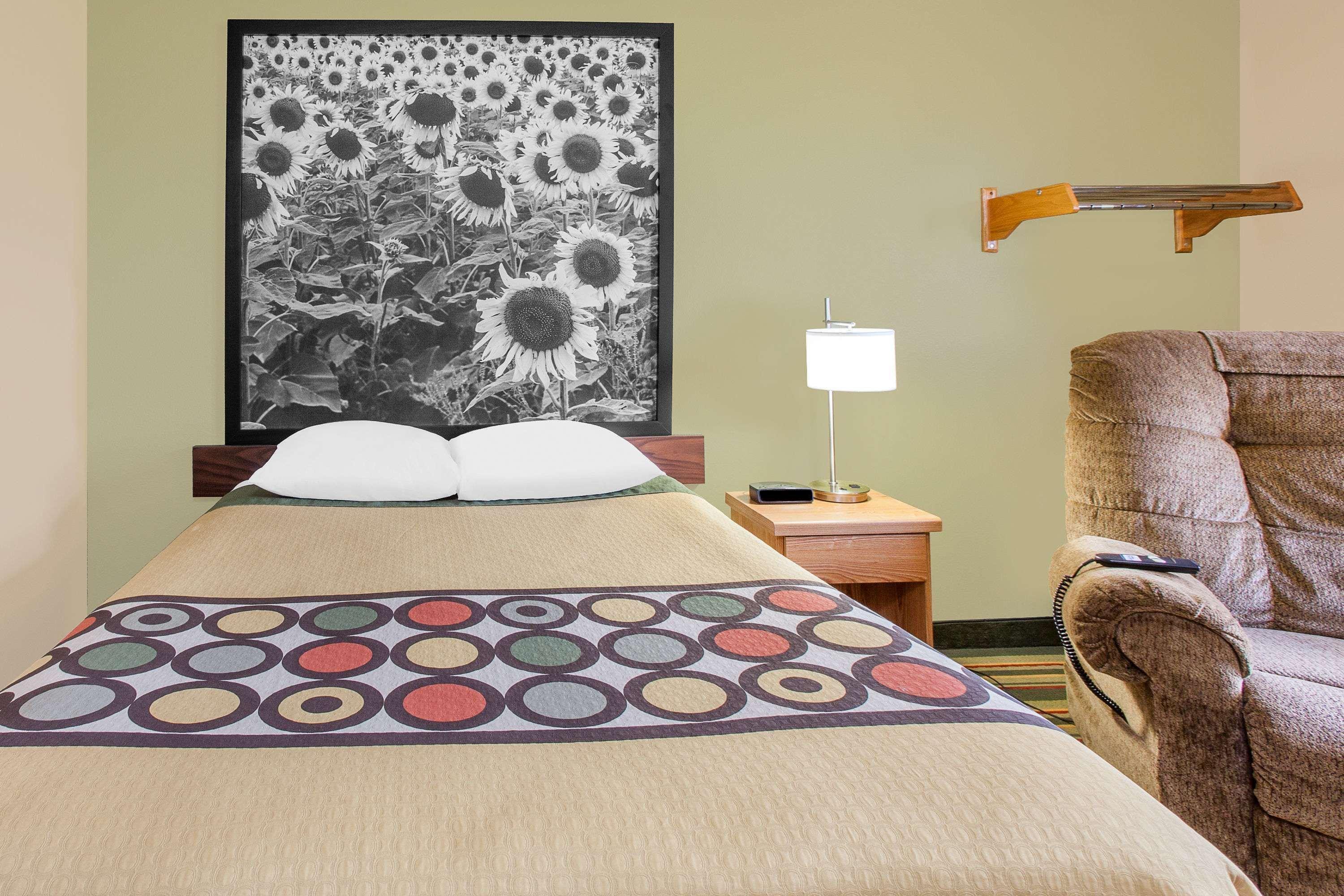 Motel Super 8 By Wyndham Mt Pleasant Mount Pleasant Zewnętrze zdjęcie