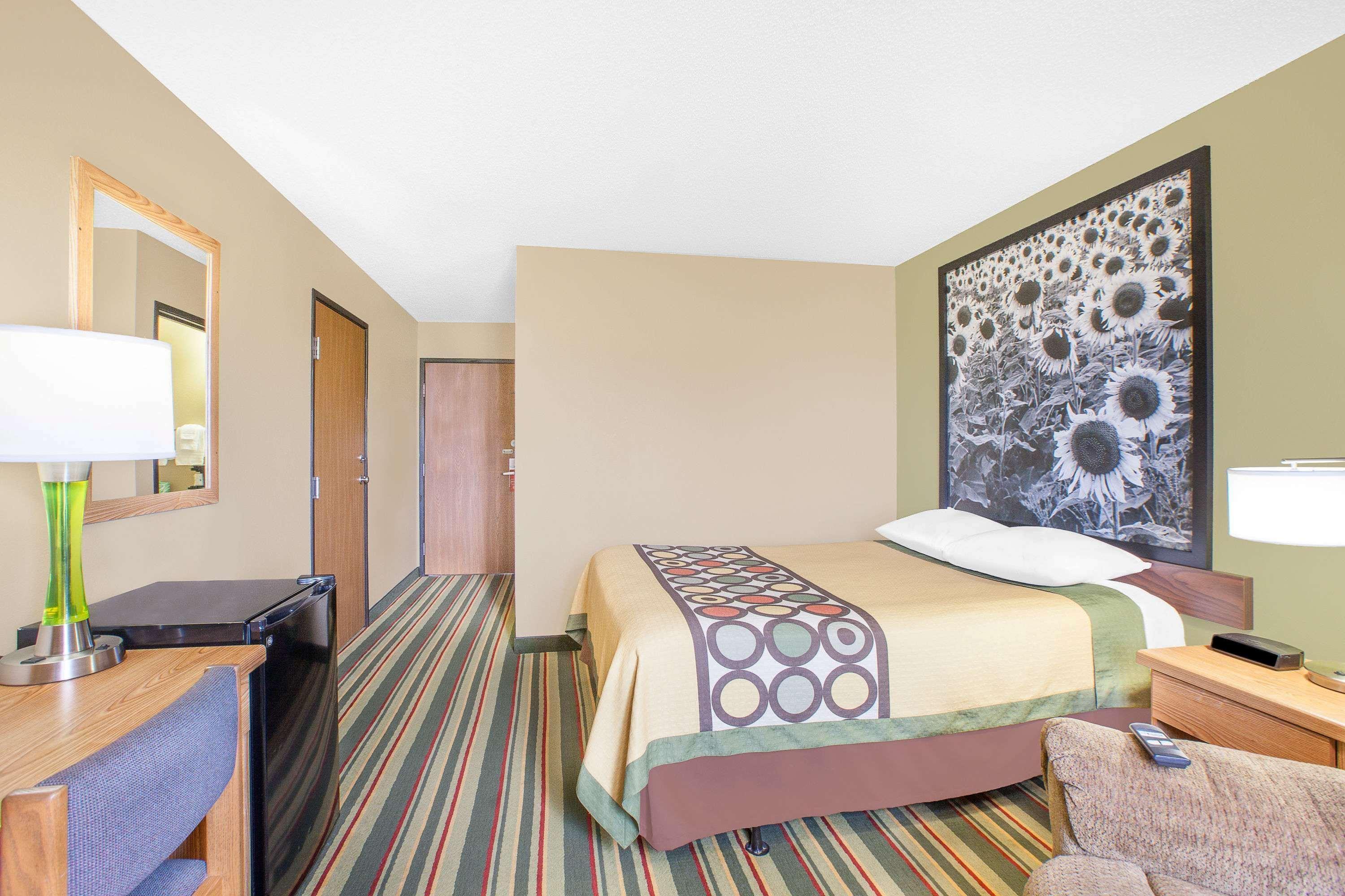 Motel Super 8 By Wyndham Mt Pleasant Mount Pleasant Zewnętrze zdjęcie