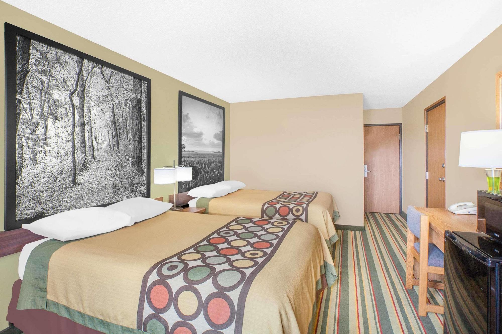 Motel Super 8 By Wyndham Mt Pleasant Mount Pleasant Zewnętrze zdjęcie